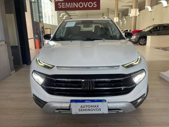 FIAT TORO 2.0 16V TURBO DIESEL VOLCANO 4WD AT9